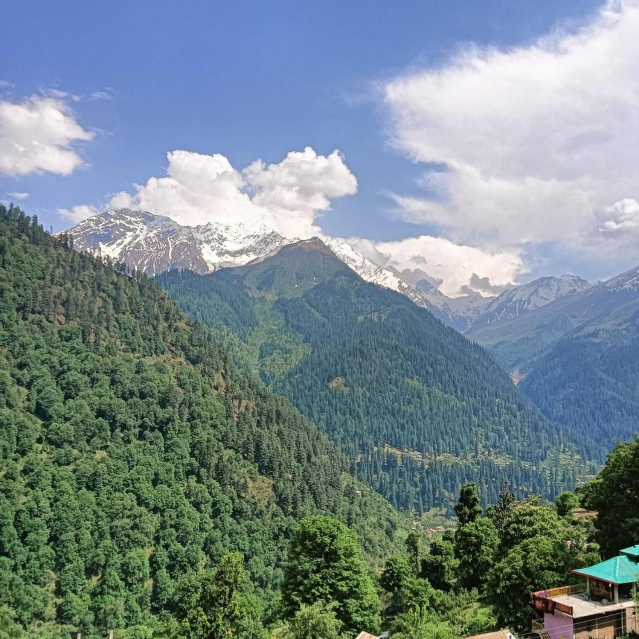 Aditya Guest House Tosh Экстерьер фото