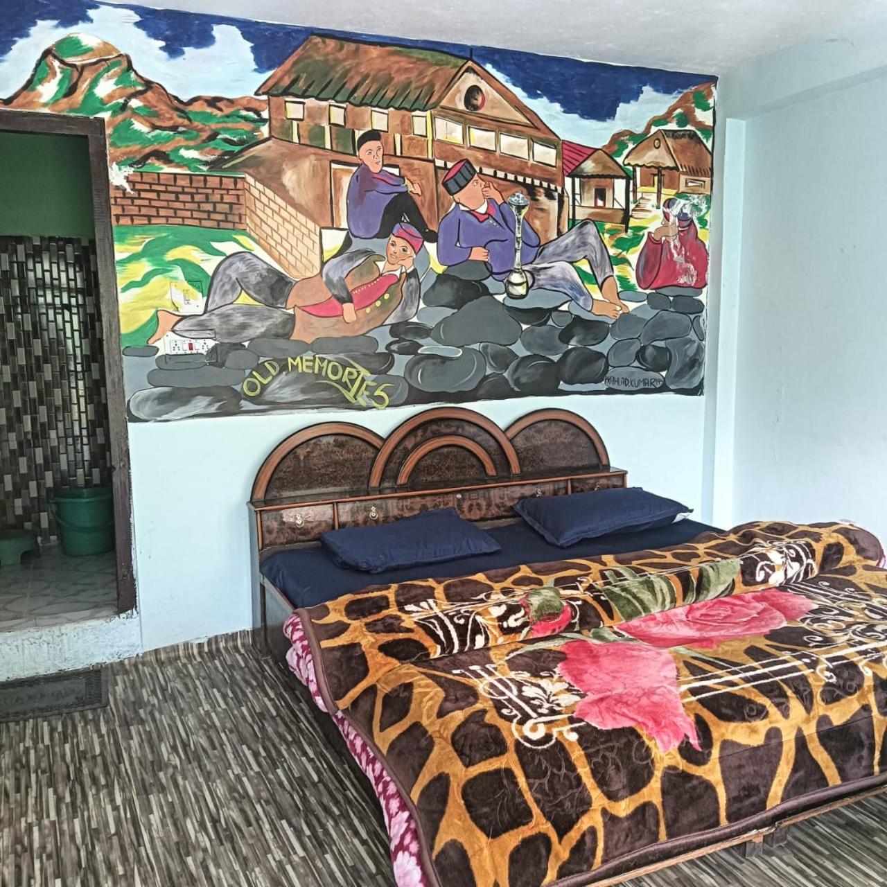 Aditya Guest House Tosh Экстерьер фото